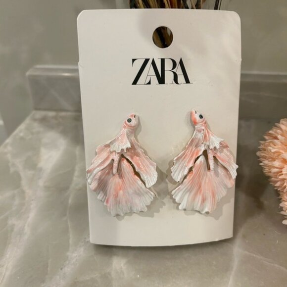 Zara Limited Edition Fish Earrings NWT 🔥✨💖💖 - Picture 4 of 7